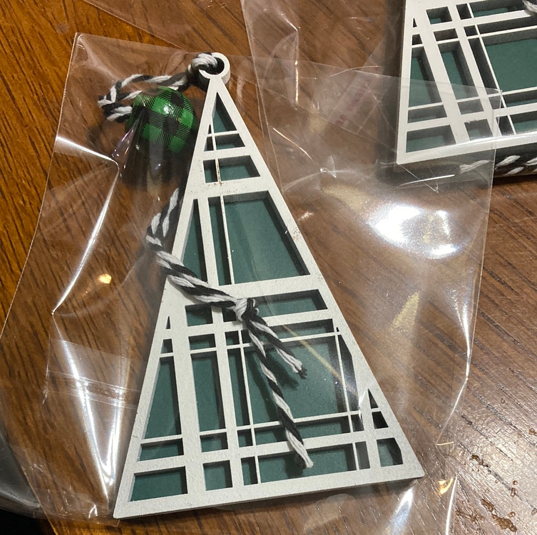 Layered tree - Buffalo plaid